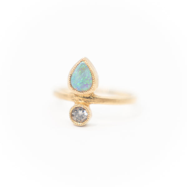 Diamond/Opal Toi et Moi Ring
