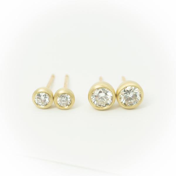 1/2carat Pair Stud Diamond Earrings