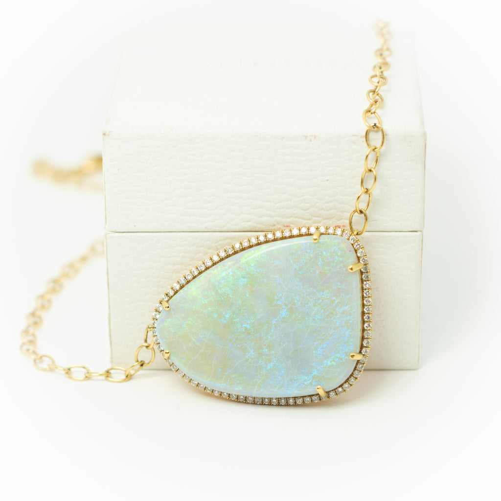 32carat Australian Opal Necklace in 18k Gold